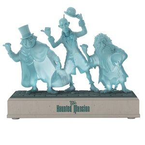 Hallmark 2020 Hitchhiking Ghosts Disney Haunted Mansion Keepsake Ornament
